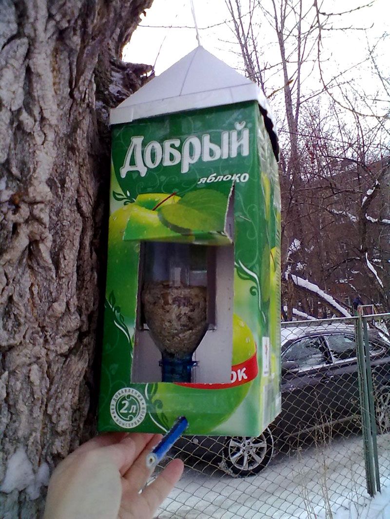 Аналогичный вариант для кормушки для птиц